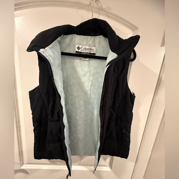 Columbia Women’s Black Insulated Puffer Vest Size L Full Zip Pockets Lightweight - Picture 5 of 8